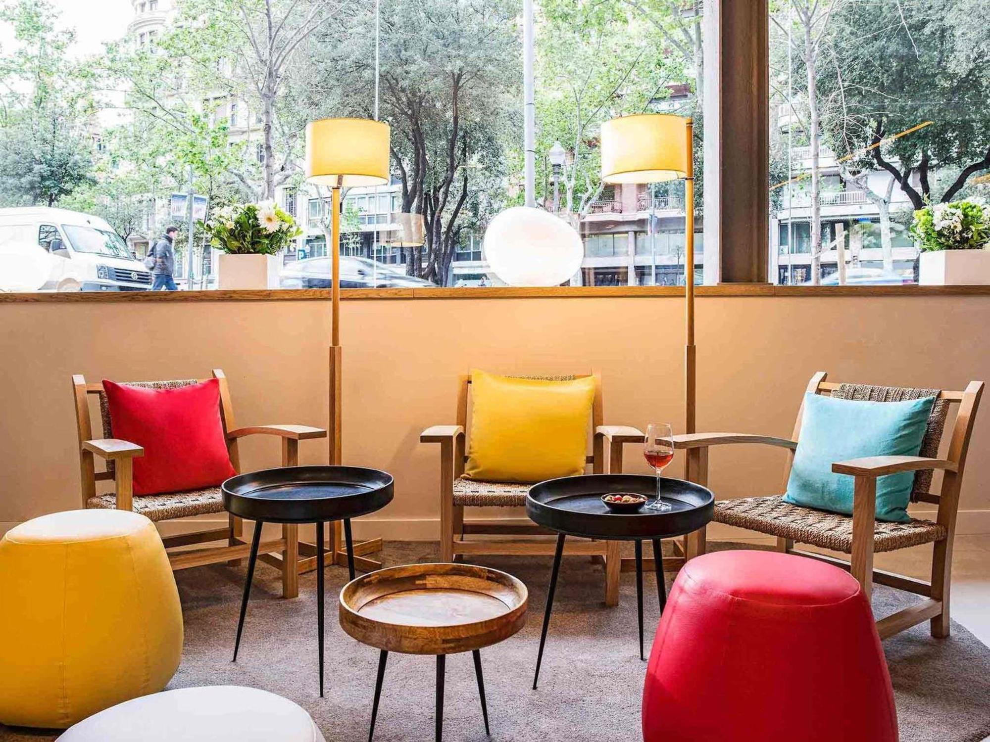 Ibis Styles Barcelona Centre — Photos 2